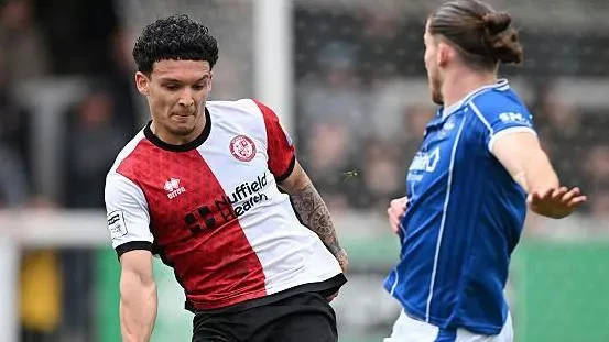 Drewe departs Woking as contract talks end