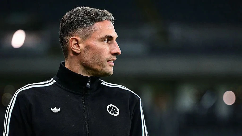 There might be a change in Schar's role after 'complex discussions'