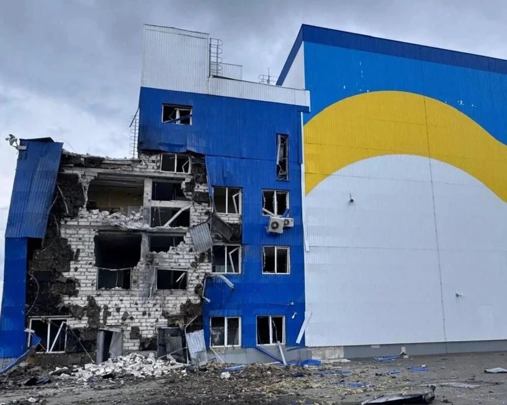 Russian drone hits building storing spent nuclear fuel near Chornobyl