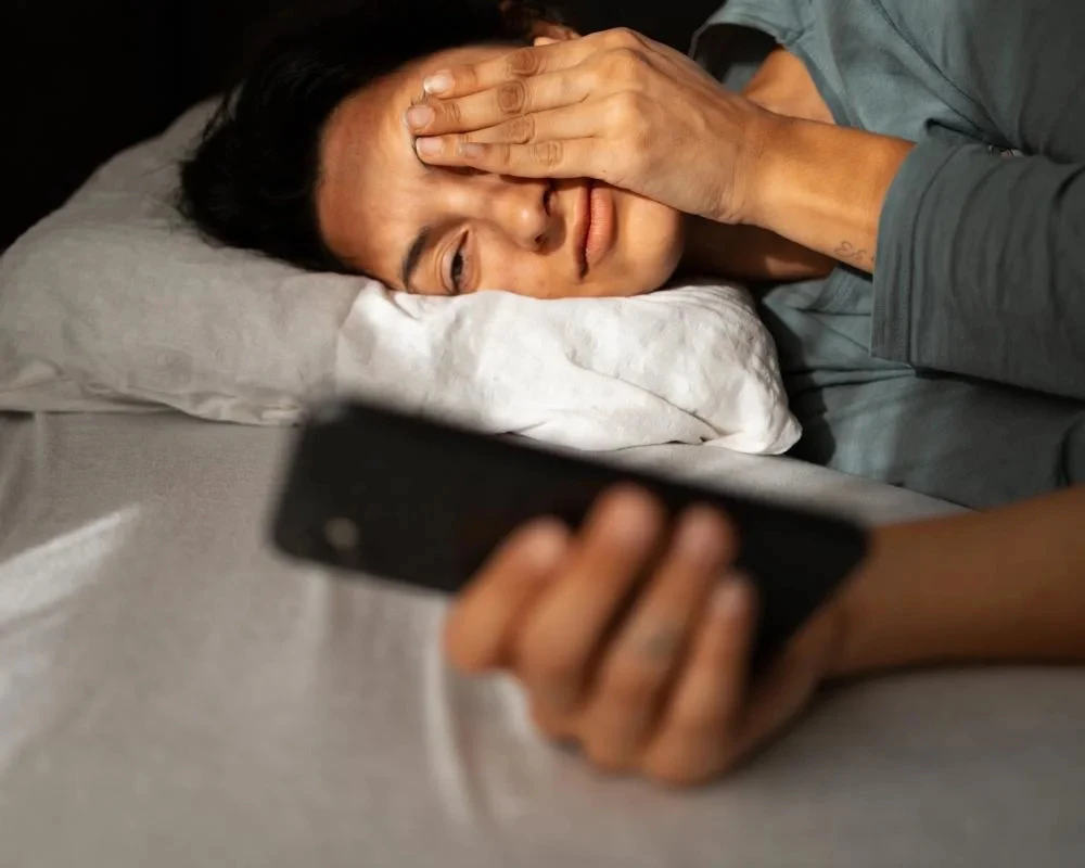 Should you send that midnight text? 11 essential rules for phone etiquette