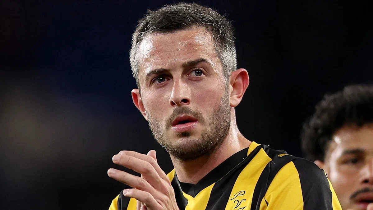 Captain Garrity agrees to stay at Vale until 2028