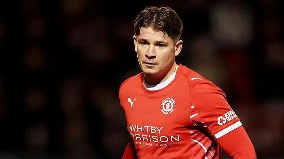 Notts County sign midfielder Sanders from Crewe