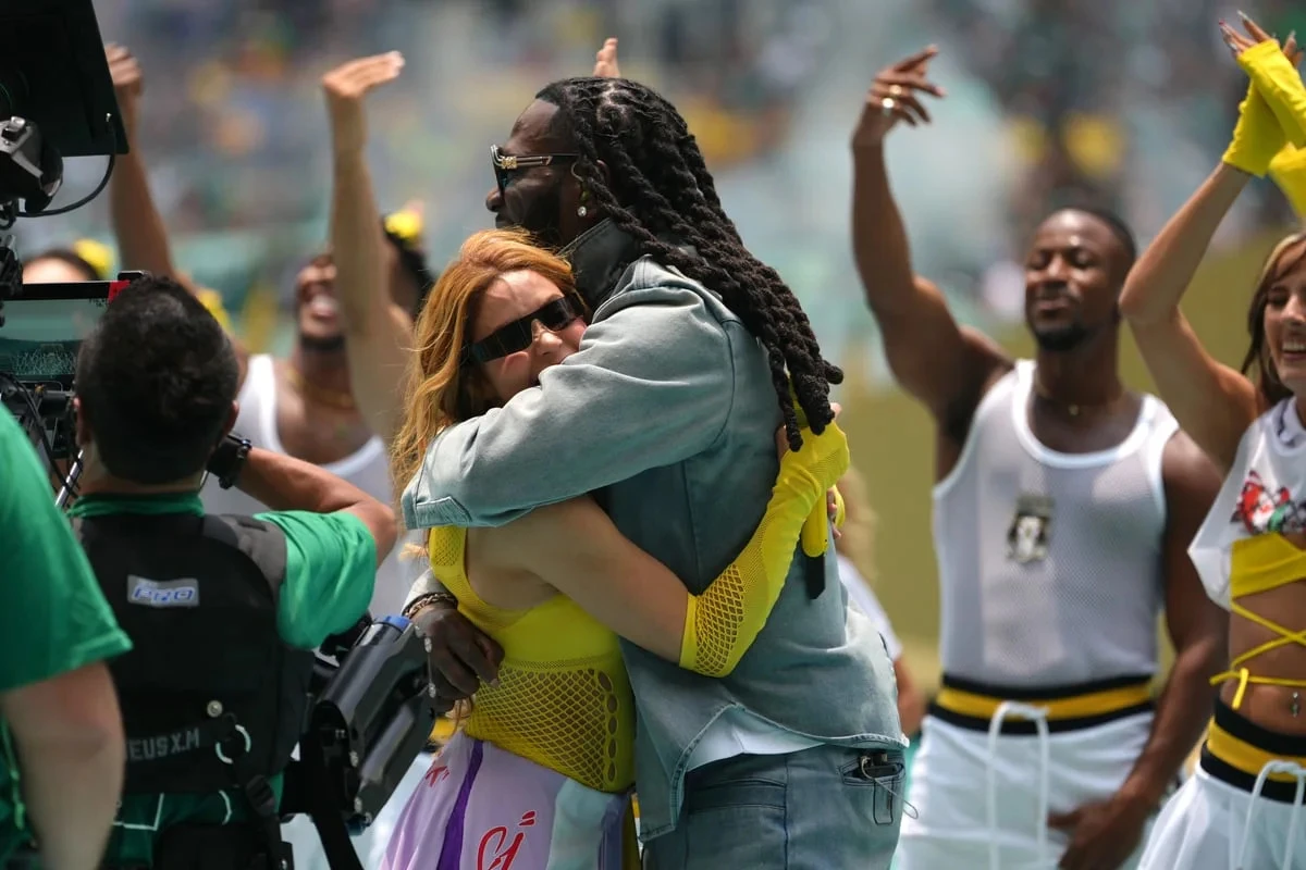 Shakira and Burna Boy perform before World Cup opening match