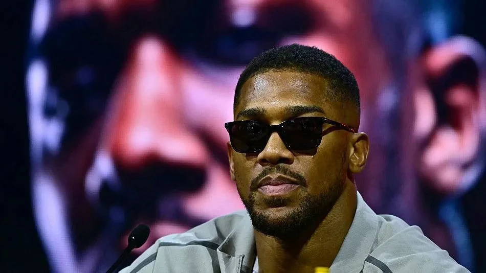 'Soldier' Joshua standing strong for friends' parents