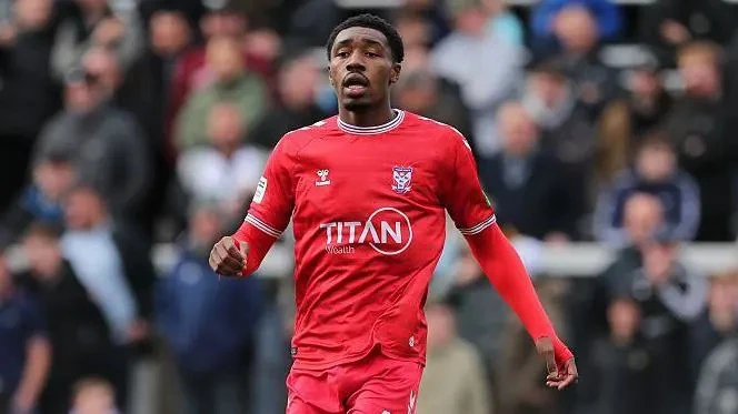York City accept Hearts offer for Fagan-Walcott