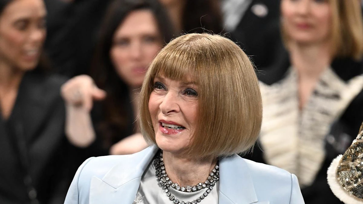 Anna Wintour to step aside as editor of American Vogue