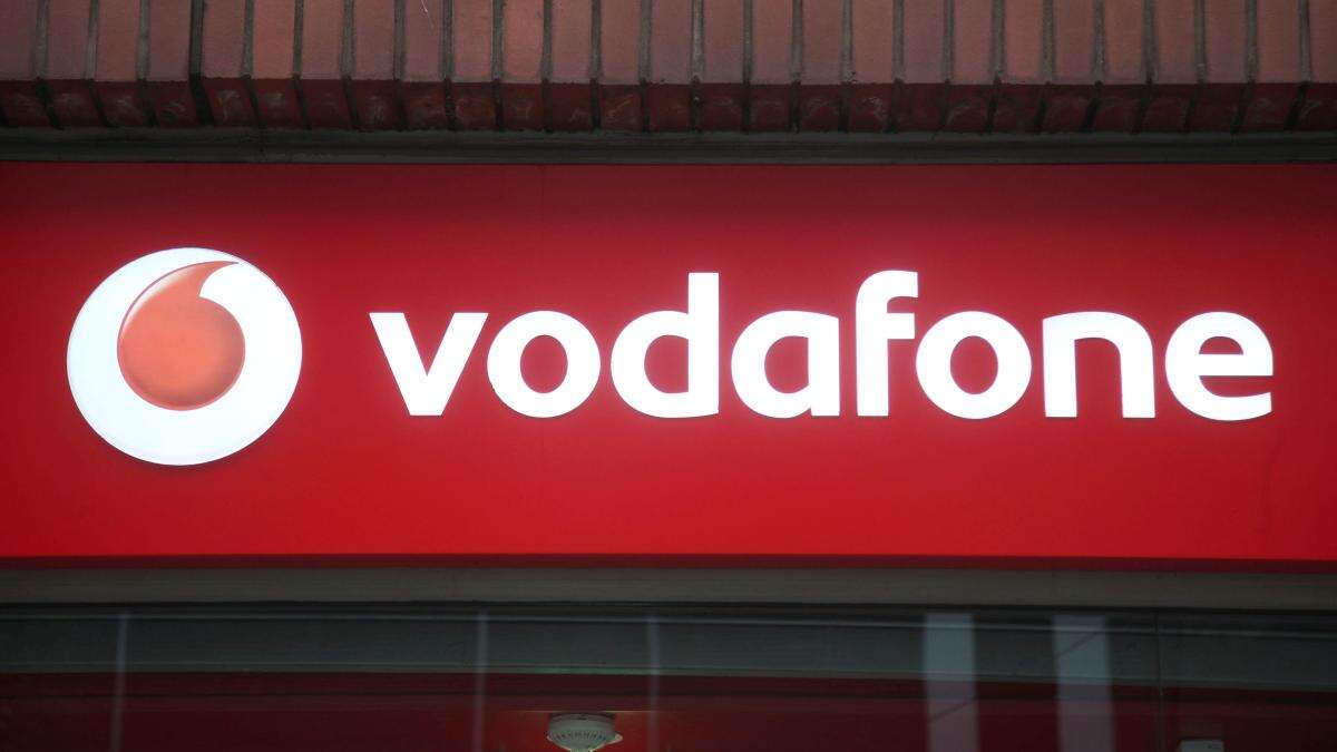 Ministers warned to call in Three-Vodafone merger over natio…