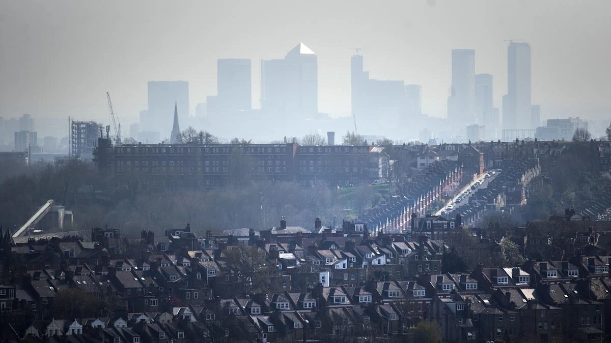PM urged to tackle air pollution disproportionately harming marginalised groups