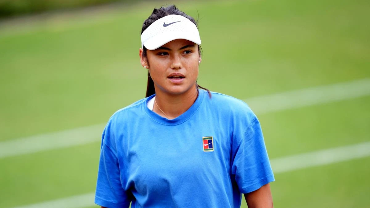 Emma Raducanu digs deep to beat Elena-Gabriela Ruse in first round in Montreal