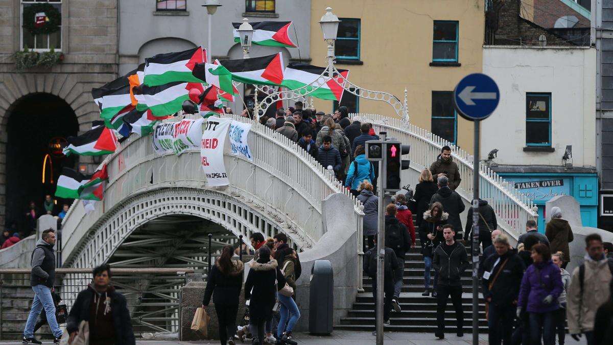 Irish government urged to enact trade ban with Israeli settlements within a year