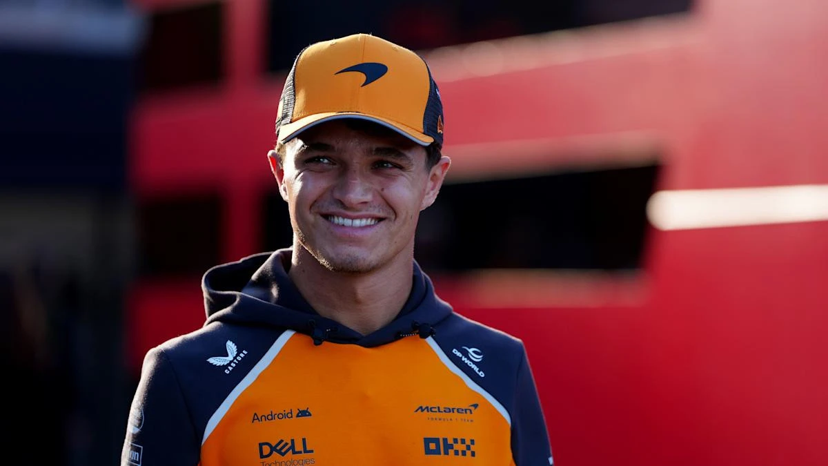 Lando Norris puts Dutch disappointment behind him to set pace in Italy