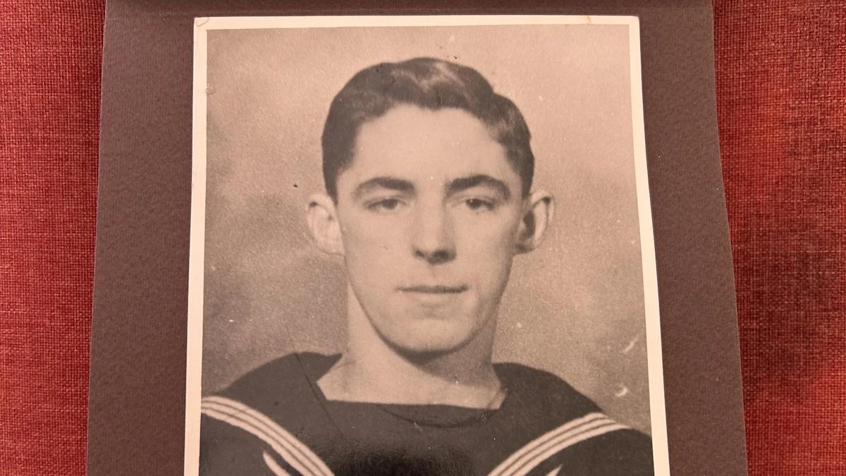 100-year-old veteran recalls ‘getting squiffy’ amid VE day celebrations