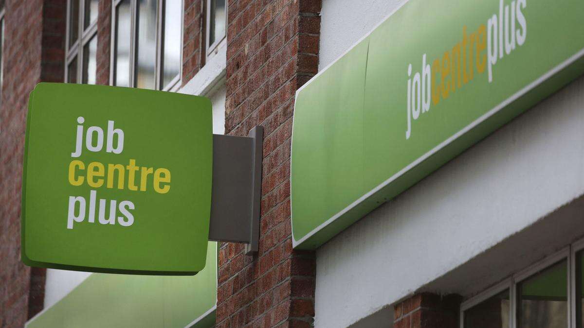 Government set to extend powers for benefit fraud investigators