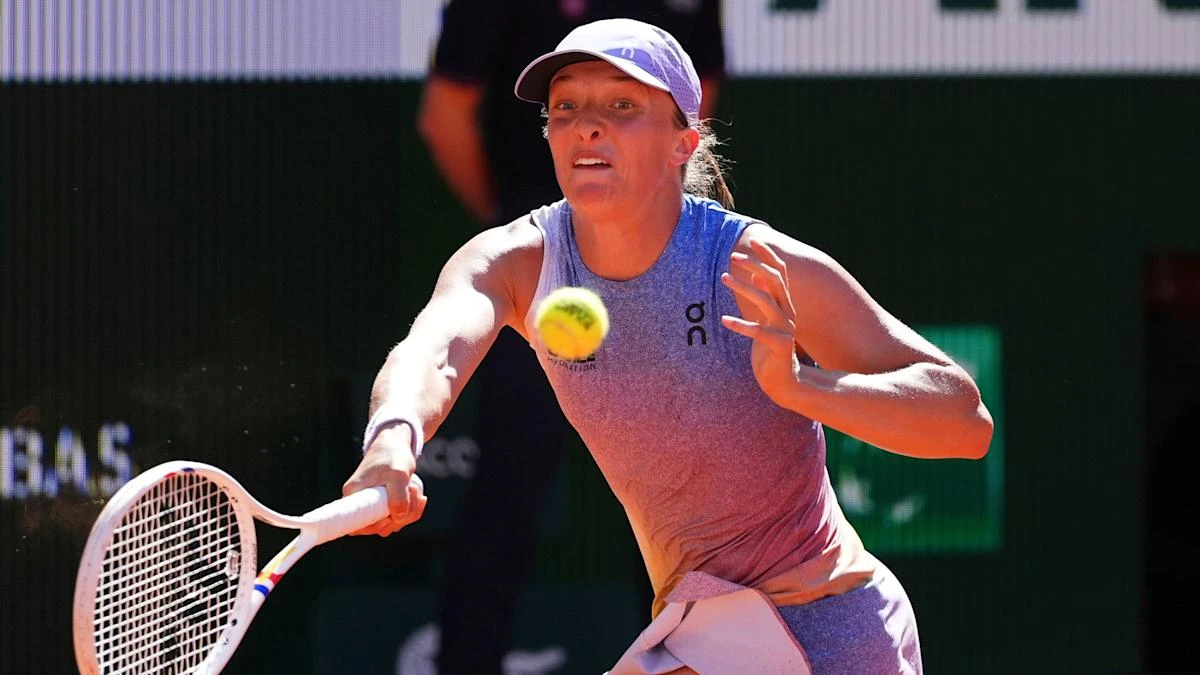Iga Swiatek’s bid for fifth French Open boosted by win and Jelena Ostapenko exit