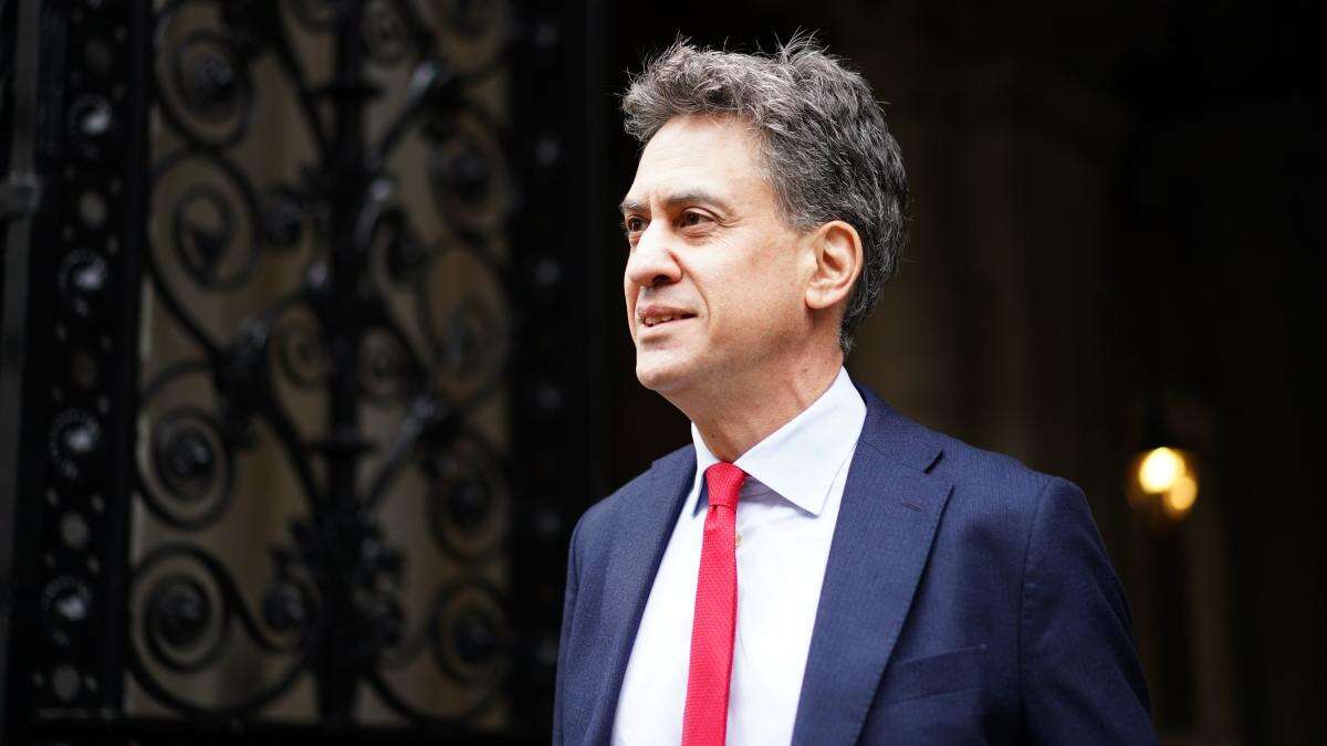 Miliband: Logical to say energy bills will reduce under clean energy policies