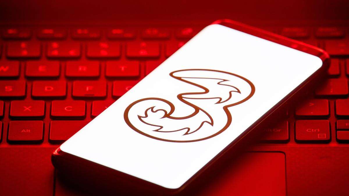 Three UK investigating wifi call issue after reports of 999 connection failures