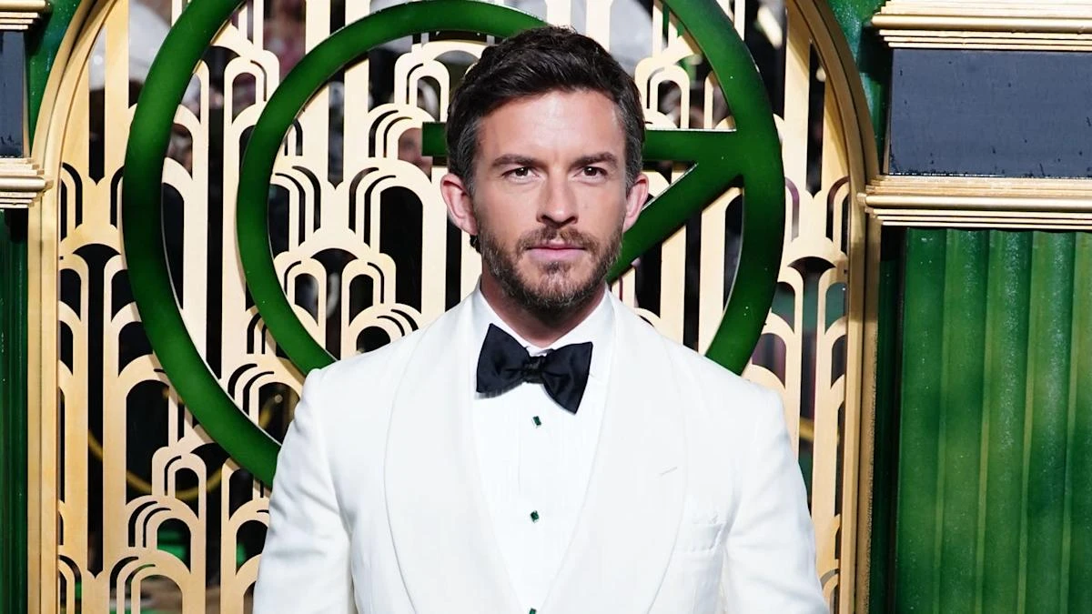 Jonathan Bailey ‘so proud’ to support LGBT diversity week in UK schools