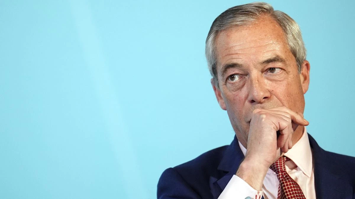 Farage faces cross-party criticism for not denouncing ‘paracetamol-autism link’