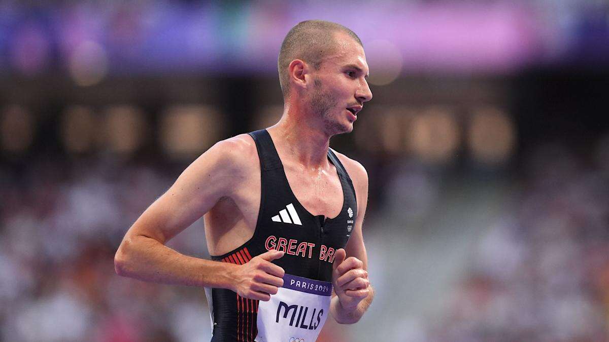 George Mills wins 3,000m silver at European Indoor Championships