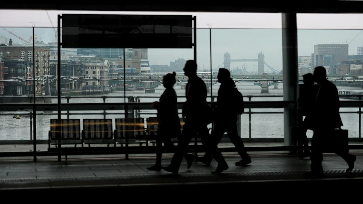 More than 55,000 UK firms in severe distress, research shows