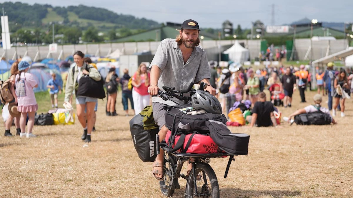 Musician ’emotional’ after arriving at Glastonbury following 650-mile bike ride