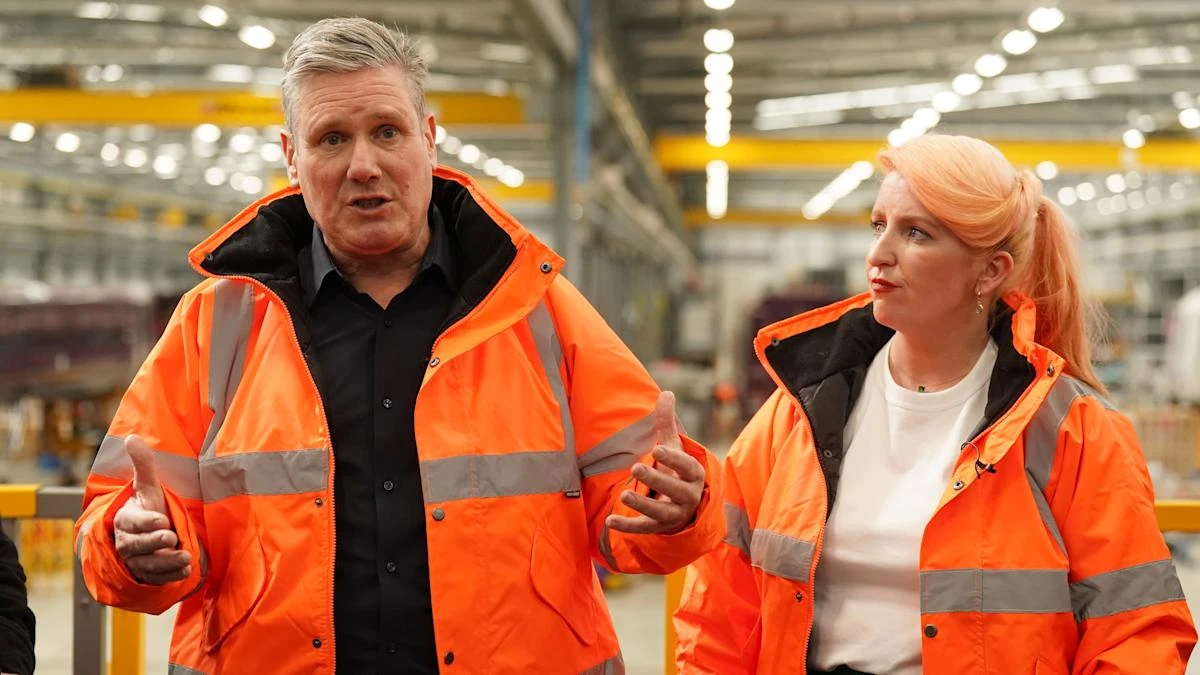 Starmer’s former minister Haigh urges him to rip up tax rules to counter Reform