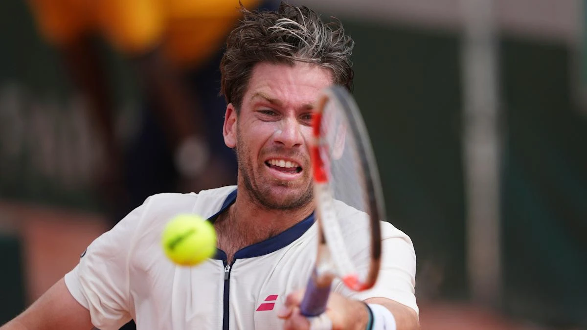 Cameron Norrie eases past Federico Gomez to reach French Open third round