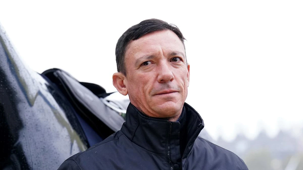 Gredley hoping to give Dettori a winning farewell with Hawkeye