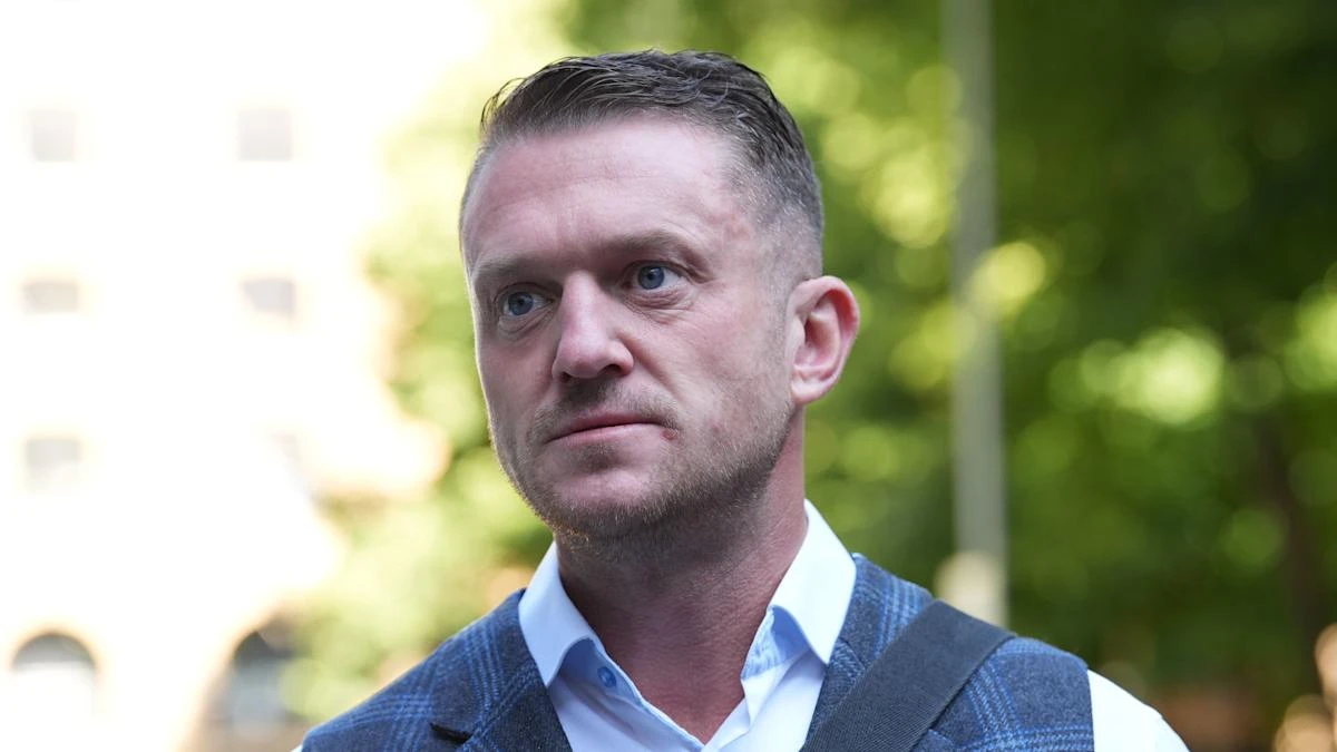 Tommy Robinson to go on trial charged with failing to provide Pin to phone