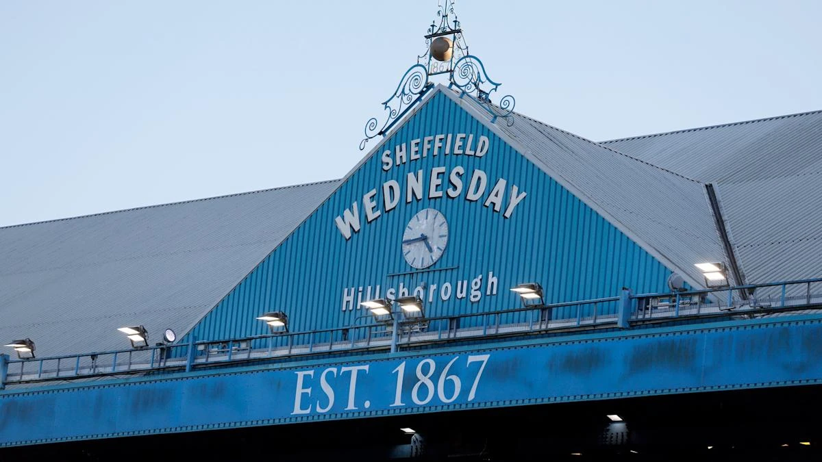 New Wednesday boss Henrik Pedersen managing day-to-day before setting targets