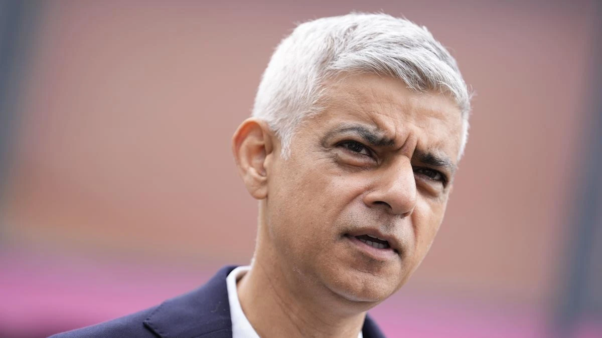 London mayor hits back at ‘misinformation’ as data shows fall in crimes