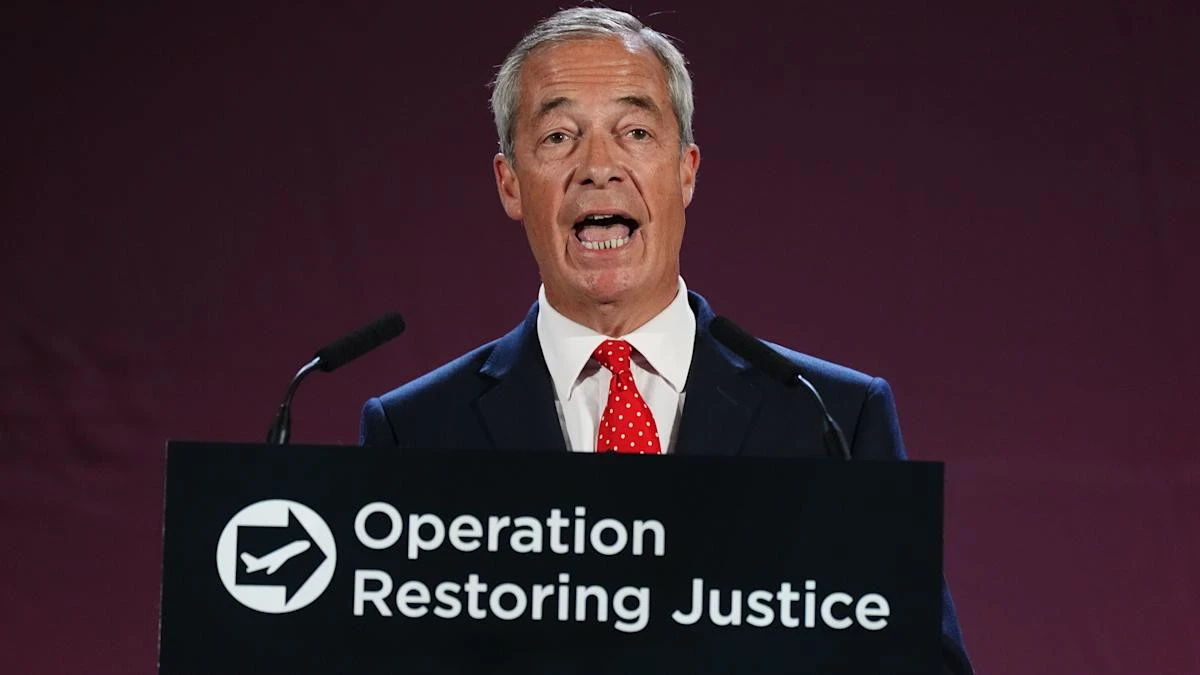 Farage ‘hasn’t got the faintest idea’ of consequences of leaving ECHR, says Benn