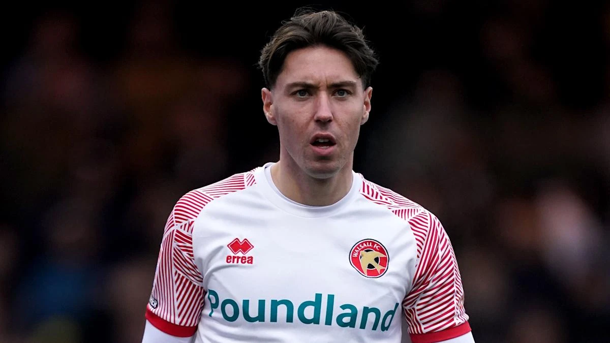 Isaac Hutchinson’s early goal enough for Cheltenham to stun Bradford