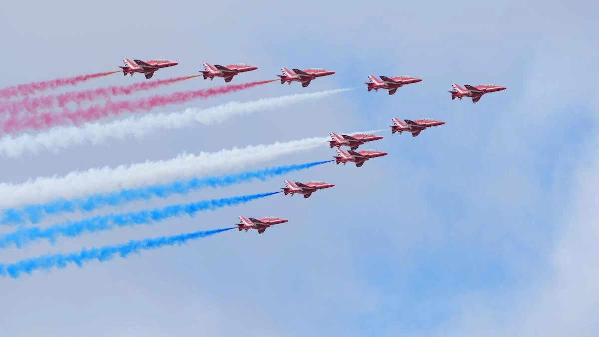 Nato allies to join military procession in London as VE Day events begin