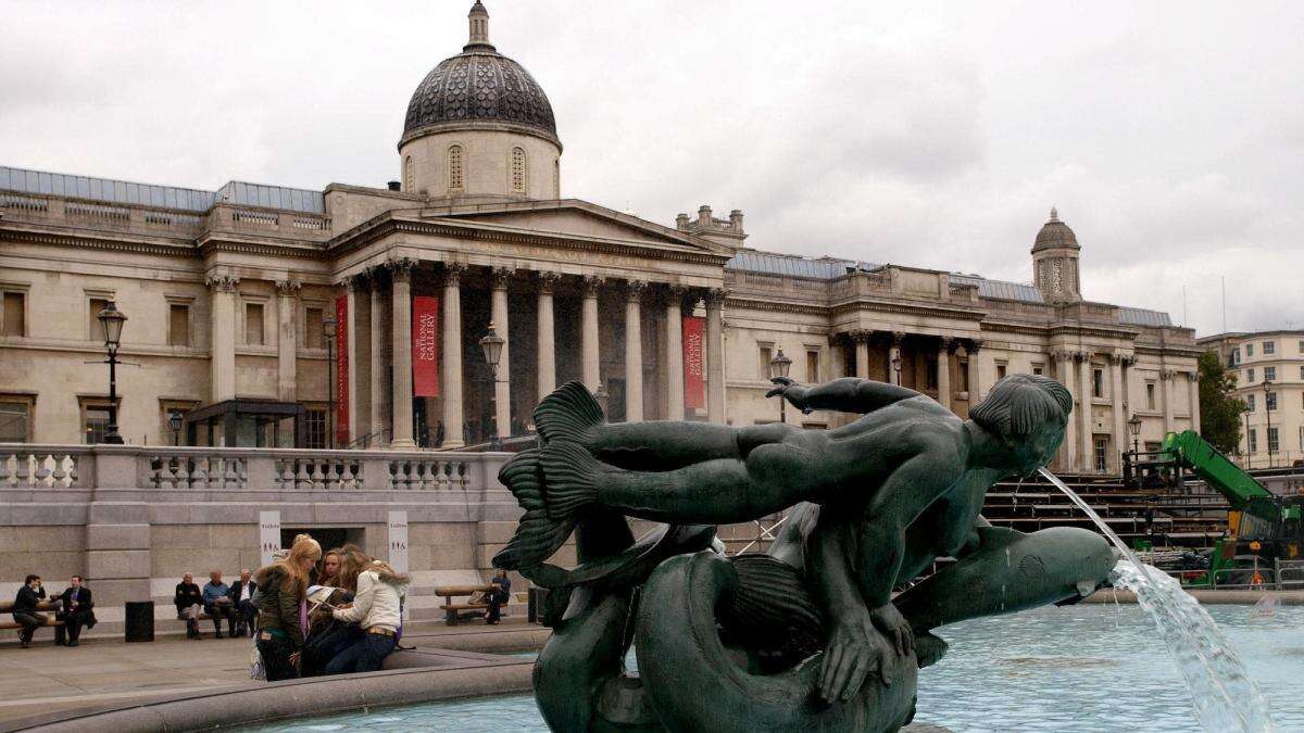 London Vincent Van Gogh exhibition to open through the night due to demand