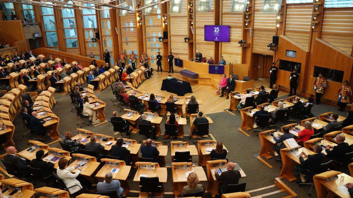 Greens and Lib Dems give their backing to the Scottish Budget