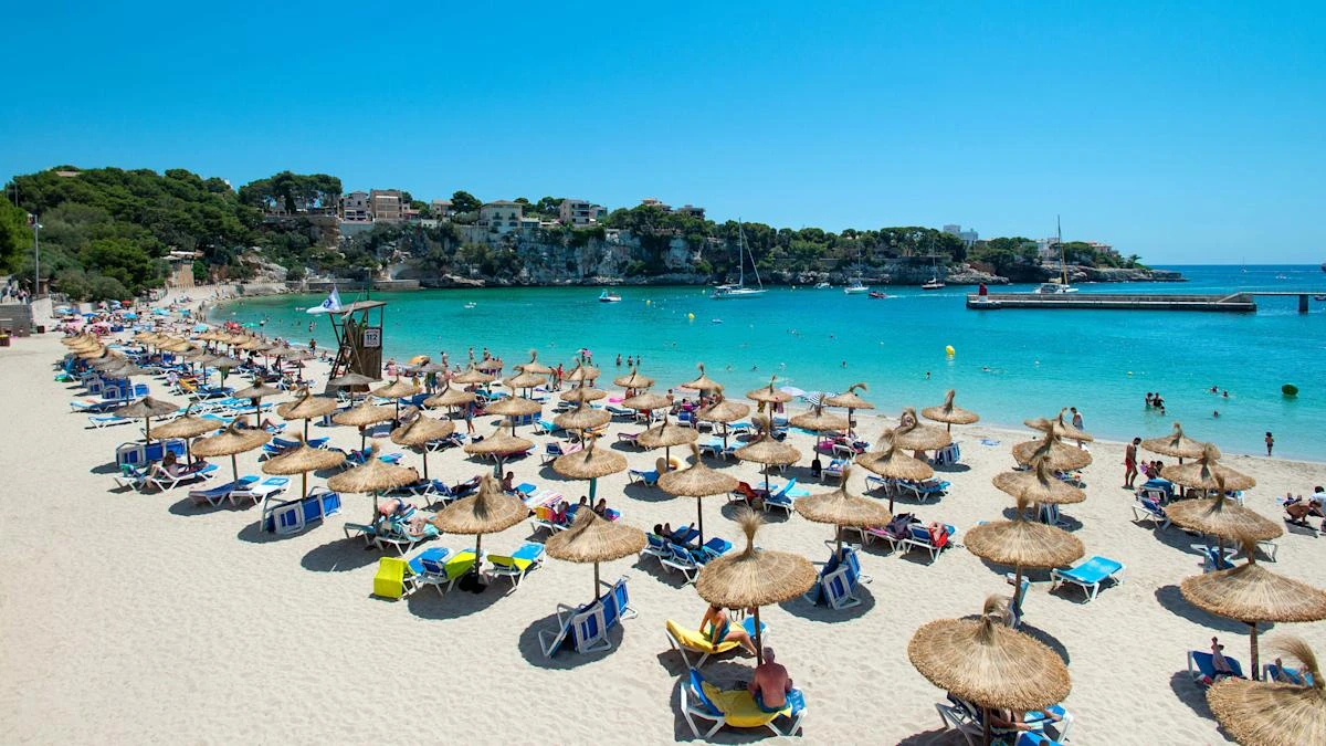 Restricting Spanish holidays to the rich would be ‘disgraceful’, Jet2 boss says