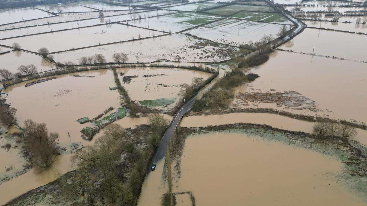 £2.6bn funding for flood defences over next two years as climate threat grows