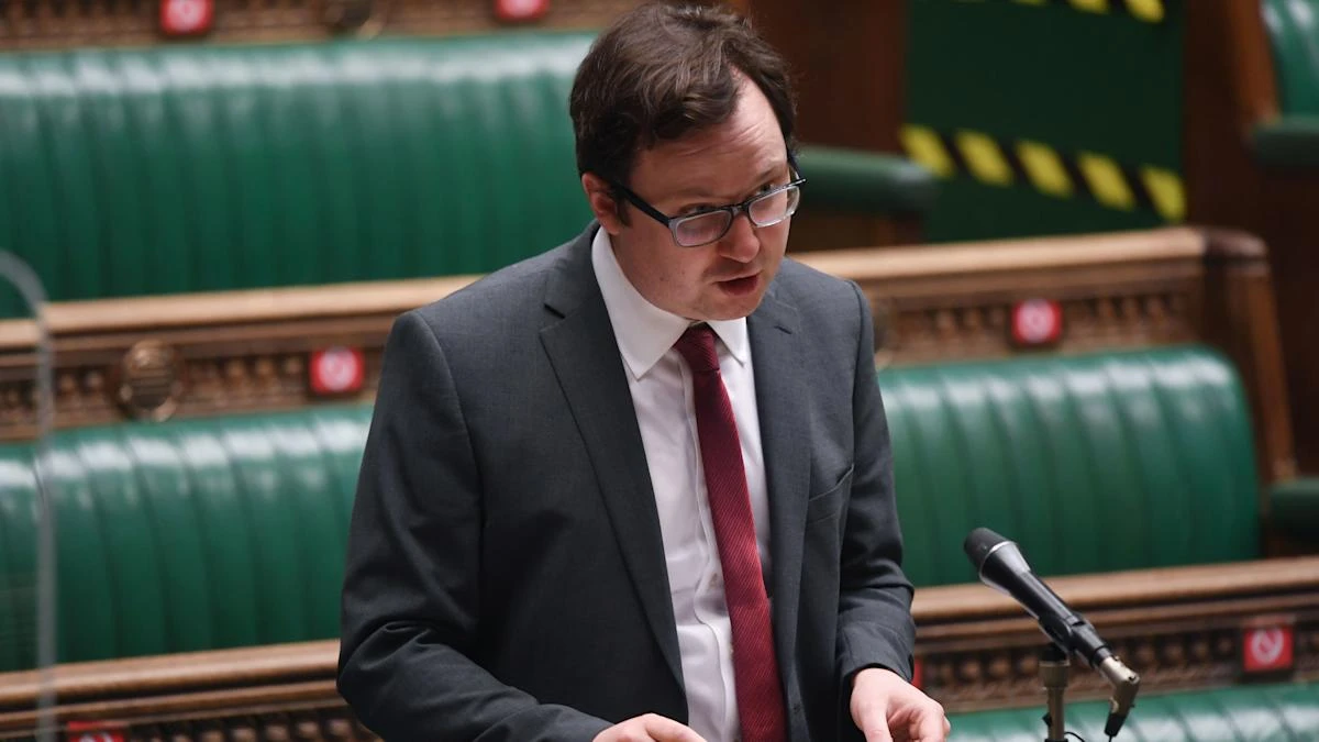 Home Office minister defends plans to house asylum seekers on military bases