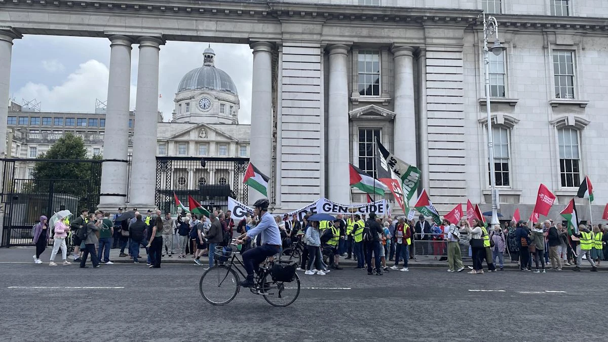 Hundreds attend pro-Palestine rally at Irish government departments