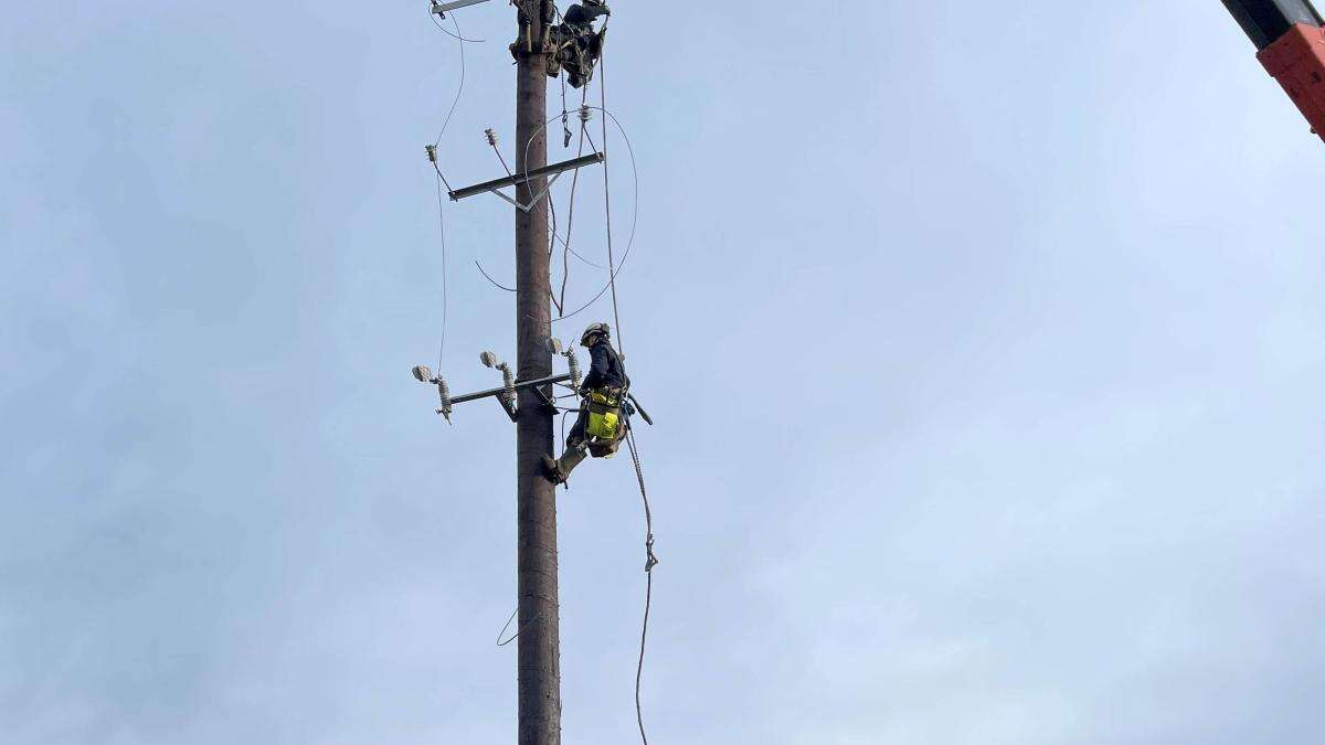 101,000 remain without power in Northern Ireland after Storm Eowyn