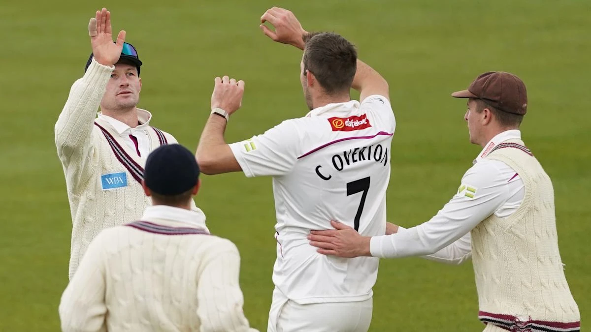 Durham toil as 22 wickets fall on first day at Taunton