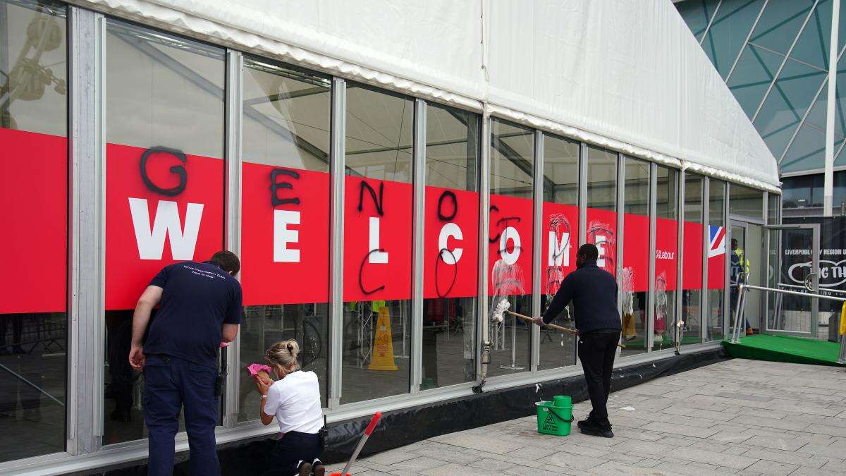 Activists attempt ‘genocide’ spray paint protest at Labour conference entrance