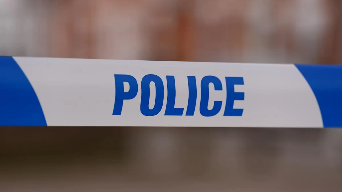 Officers involved in shooting of stabbing suspect ‘did not commit offence’