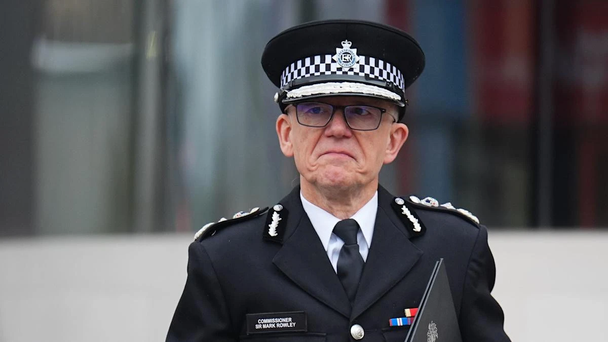 Met chief: Forces will more often have to release details about suspects earlier