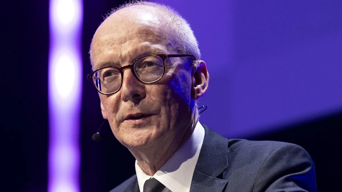 Labour MPs urged to focus on future amid post-election discontent
