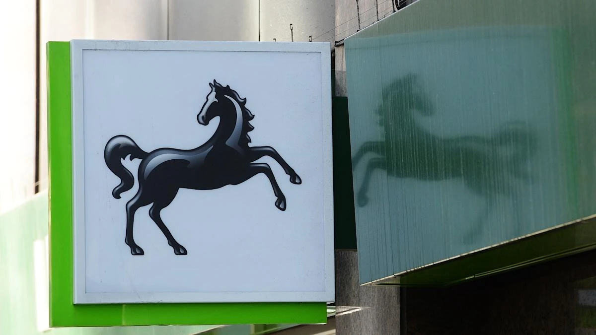 Lloyds sticks to £2bn provision for motor finance compensation