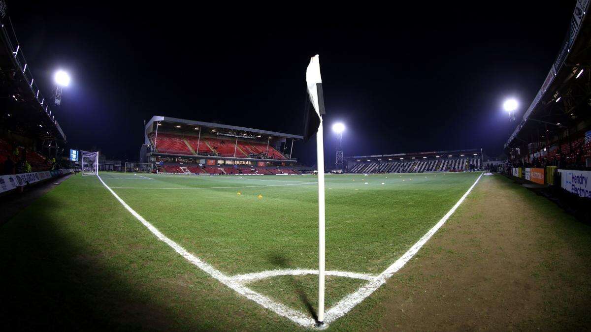 Grimsby-Notts County postponed 90 minutes from kick-off as cold snap continues