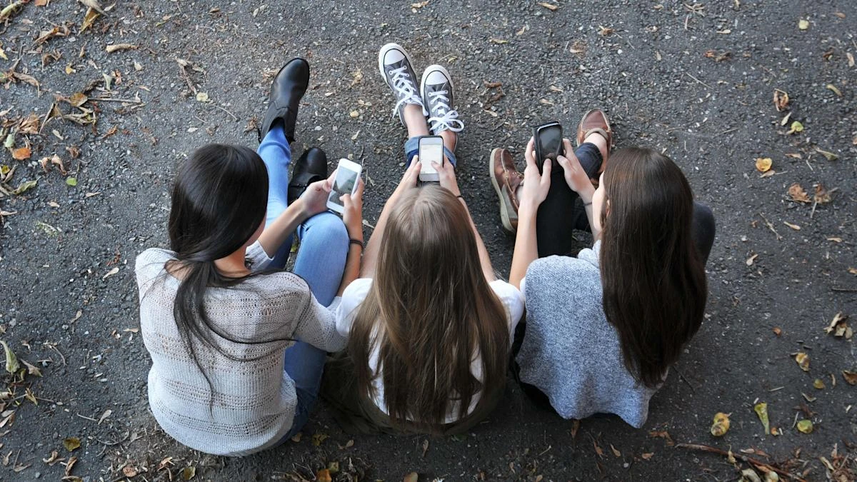 Teenager and parent join planned legal action calling for school phone ban