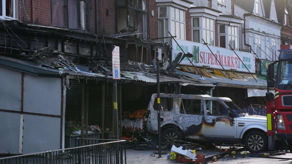 Fire at Birmingham shop sounded ‘like a bomb went off’ – local resident